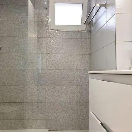 Apartamento Con Piscina Cerca De Puerto Colon Costa Adeje (Tenerife)